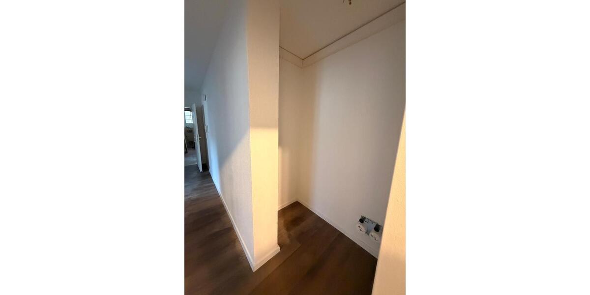 Etagenwohnung Bruck in der Oberpfalz - 2 Zimmer, 84 m&sup2;, 718&euro; | Angebot:26293172