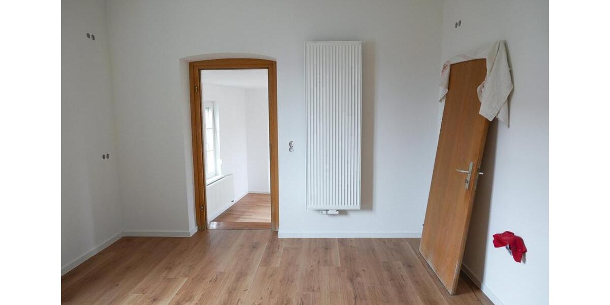 Etagenwohnung Hammelburg - 5 Zimmer, 133 m&sup2;, 900&euro; | Angebot:24480623