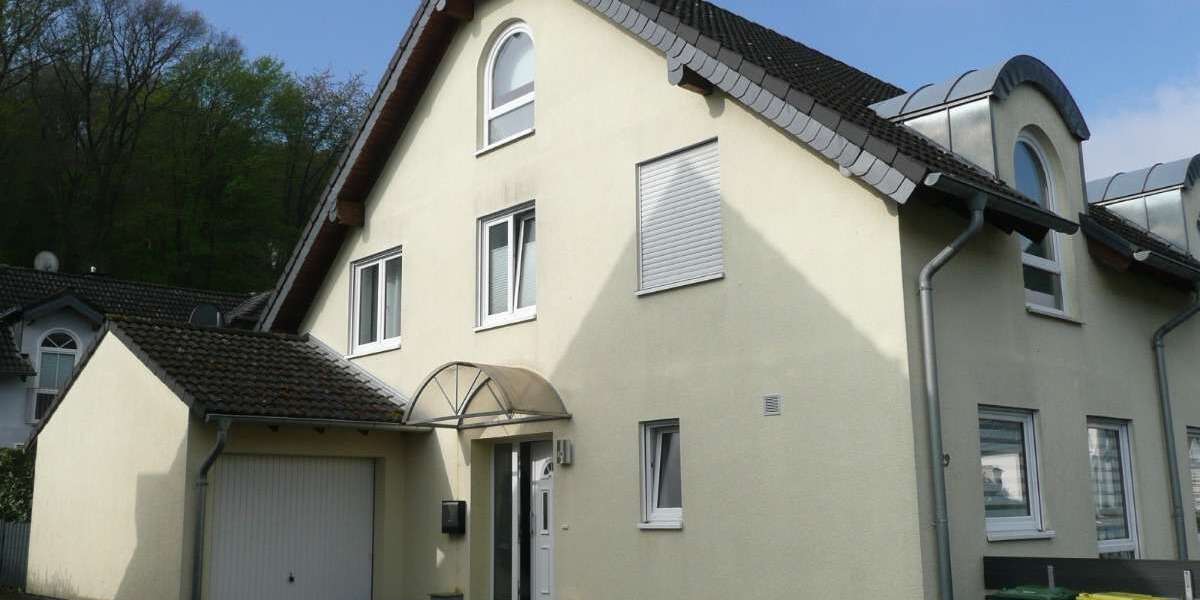 Einfamilienhaus Hennef - 4 Zimmer, 121 m&sup2;, 1.410&euro; | Angebot:27071334
