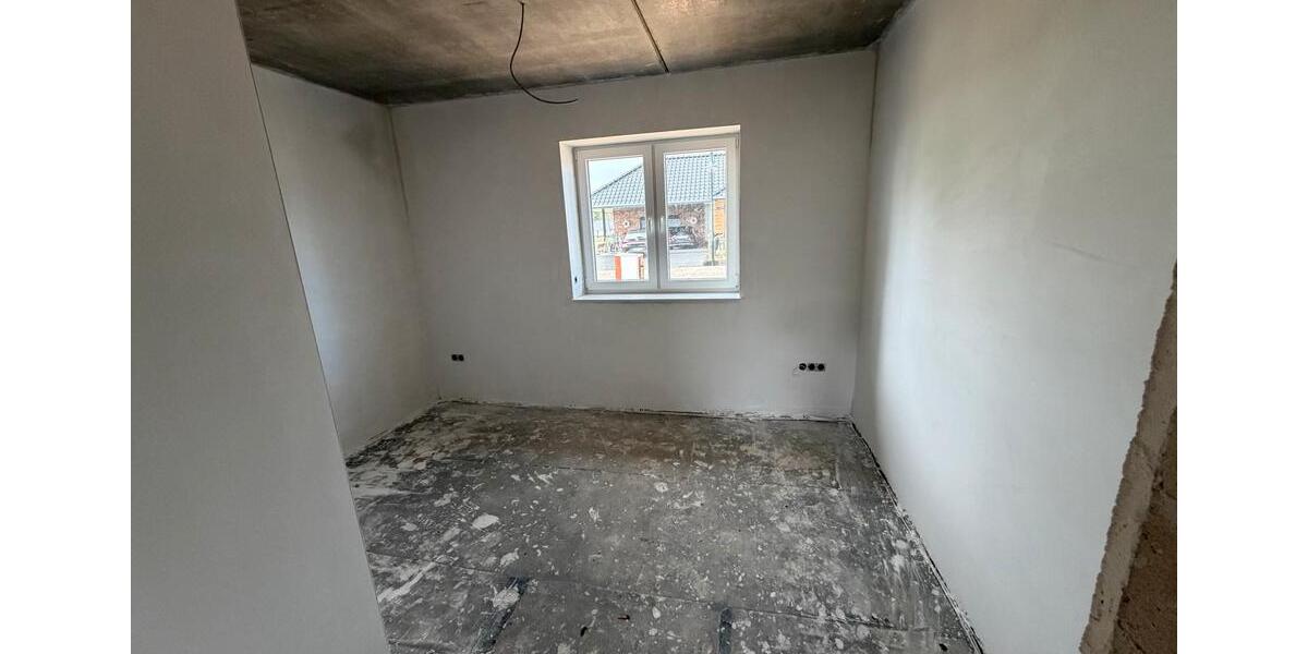 Erdgeschoßwohnung Nordhastedt - 4 Zimmer, 170 m&sup2;, 1.500&euro; | Angebot:24937947