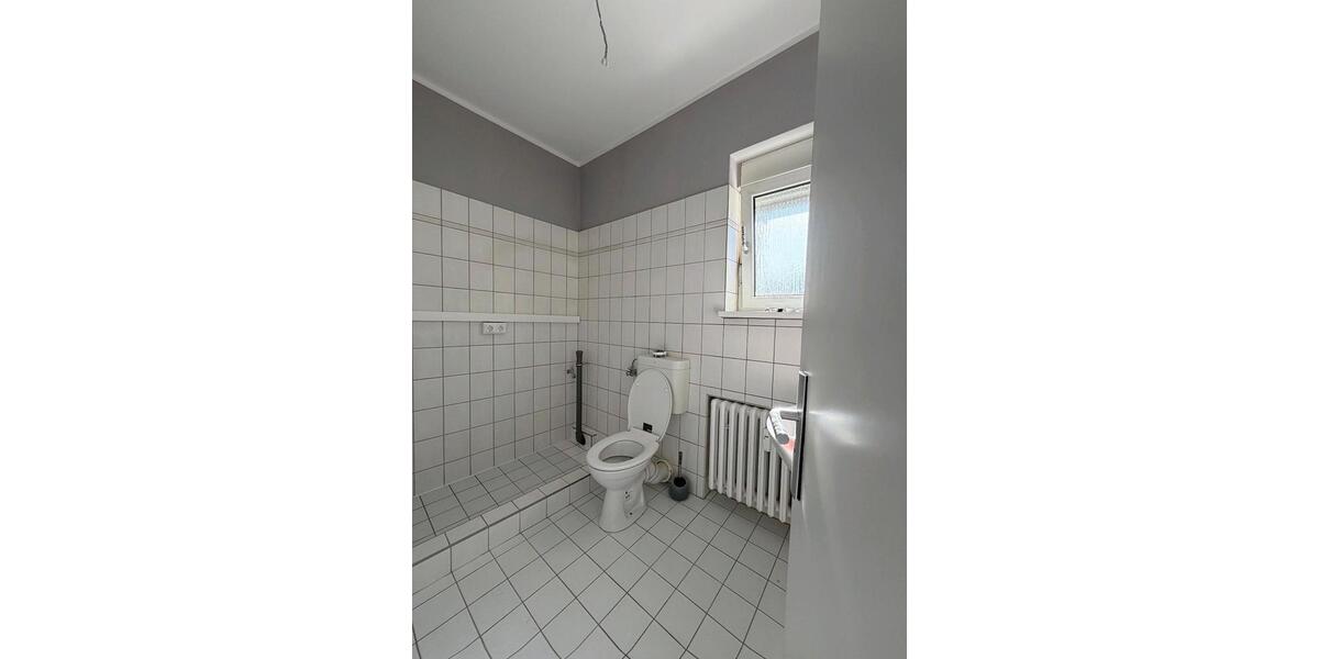Etagenwohnung Gütersloh - 5 Zimmer, 100 m&sup2;, 950&euro; | Angebot:26302903