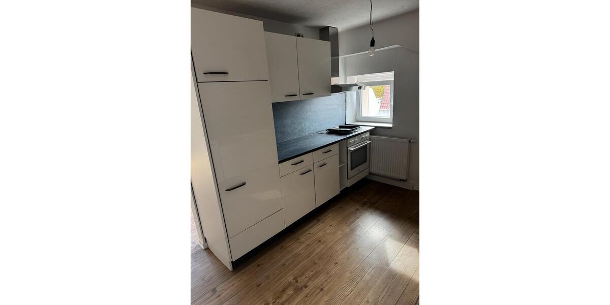Dachgeschoßwohnung Siegelsbach - 5 Zimmer, 109 m&sup2;, 1.100&euro; | Angebot:25842795