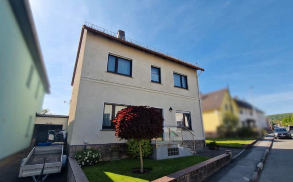 Einfamilienhaus Höxter - 8 Zimmer, 155 m&sup2;, 950&euro; | Angebot:26652609
