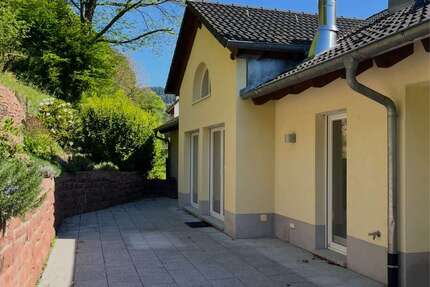 Haus zum Mieten in Ziegelhausen 6.450 € 244.25 m² 5.5 zimmer