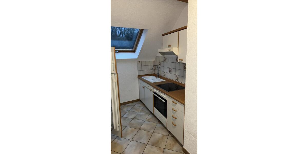 Dachgeschoßwohnung Ottweiler - 3 Zimmer, 80 m&sup2;, 640&euro; | Angebot:24467071