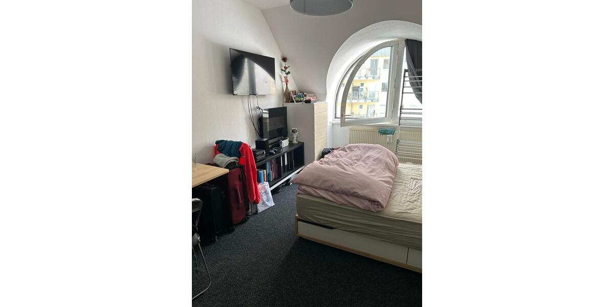 Etagenwohnung Braunschweig Wabe-Schunter-Beberbach - 1 Zimmer, 22 m&sup2;, 350&euro; | Angebot:25333423