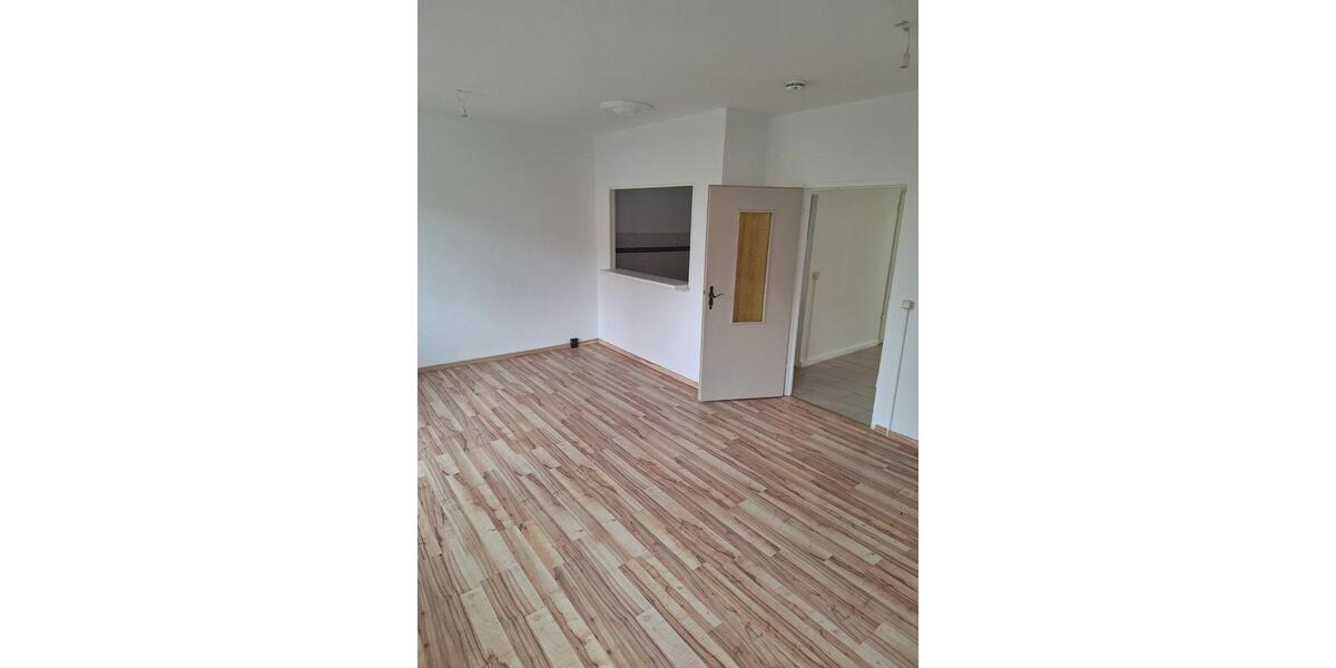 Erdgeschoßwohnung Zehdenick - 3 Zimmer, 68 m&sup2;, 430&euro; | Angebot:25751493