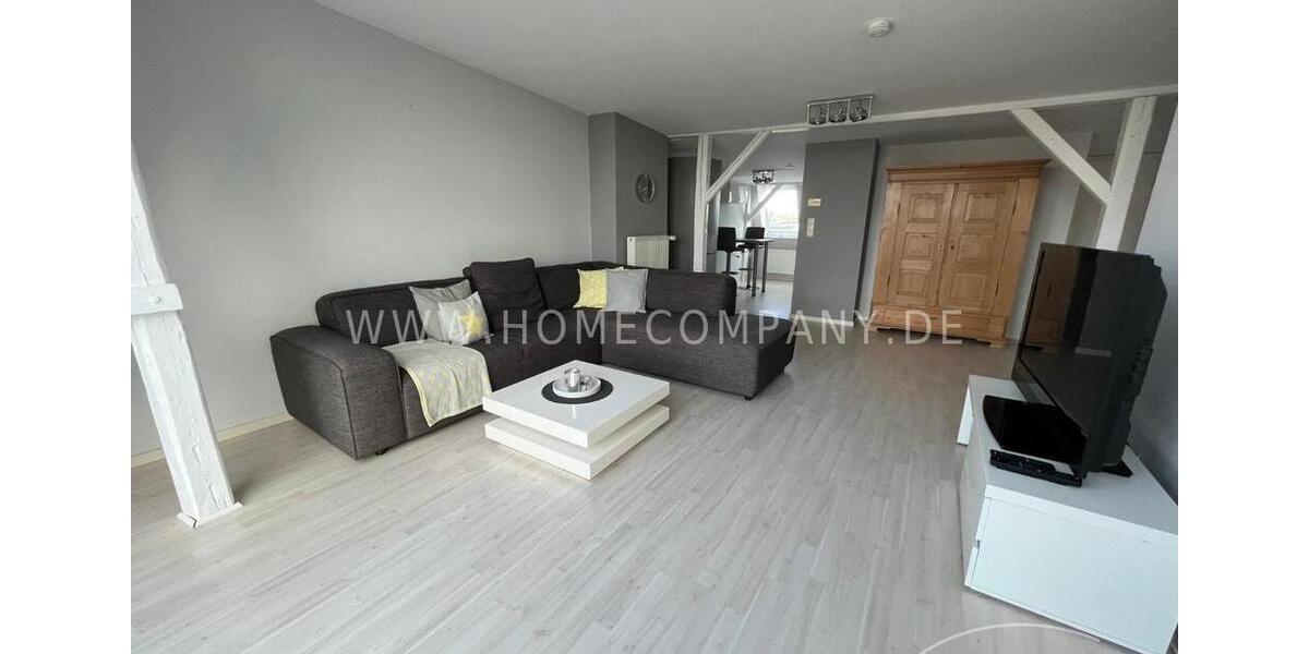 Wunderschöne 2-Zi.-DG-Whg - vollständig und hochwertig modern möbliert in Kiel 2 zimmer