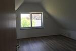 Dachgeschoßwohnung Dürrlauingen - 7 Zimmer, 175 m&sup2;, 1.300&euro; | Angebot:25509717