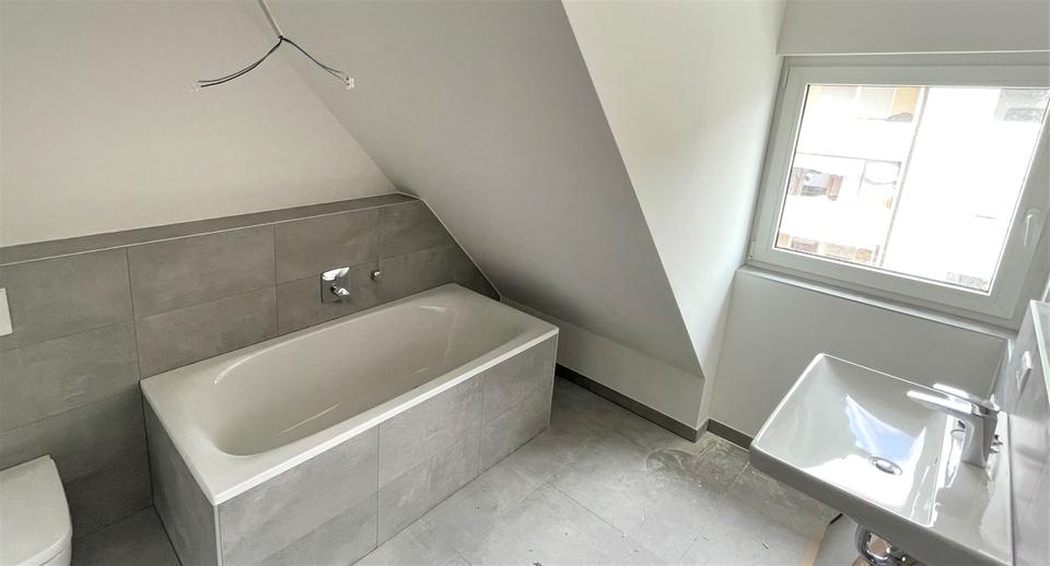 Dachgeschoßwohnung Fürth Bislohe - 2 Zimmer, 70 m&sup2;, 1.130&euro; | Angebot:24827102