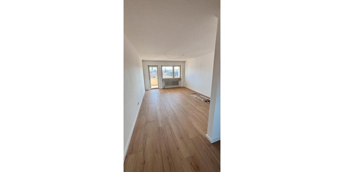 Etagenwohnung Schwalbach - 3 Zimmer, 96 m&sup2;, 860&euro; | Angebot:25883544