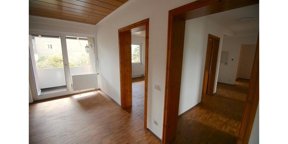 Etagenwohnung Hilchenbach - 5 Zimmer, 95 m&sup2;, 830&euro; | Angebot:26408153