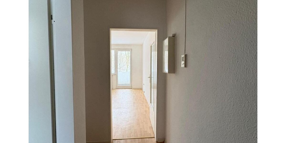Erdgeschoßwohnung Hannover Ahlem-Badenstedt-Davenstedt - 1 Zimmer, 35 m&sup2;, 450&euro; | Angebot:25079786