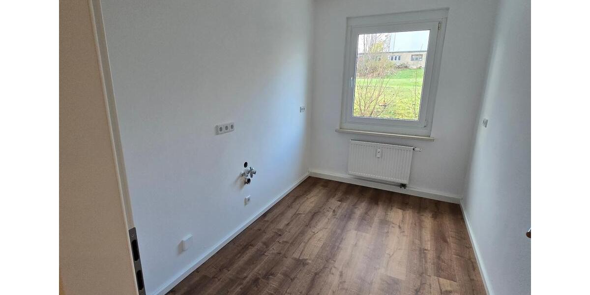 Etagenwohnung Leisnig - 4 Zimmer, 80 m&sup2;, 408&euro; | Angebot:26507104