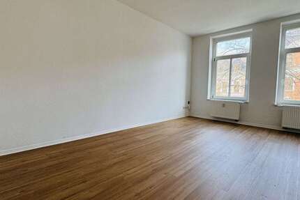 Wohnung Hainichen - 3 Zimmer, 69 m&sup2;, 414&euro; | Angebot:26999876