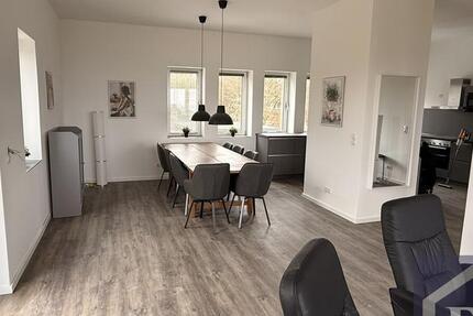 Haus Kiel Friedrichsort - 5 Zimmer, 138 m&sup2;, 2.500&euro; | Angebot:26644484