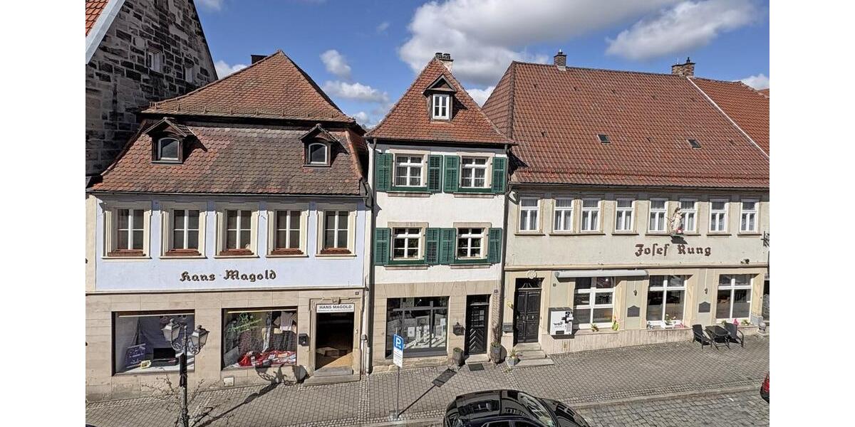 Etagenwohnung Kronach - 3 Zimmer, 120 m&sup2;, 950&euro; | Angebot:26131542