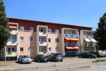Wohnung Magdeburg Neu Olvenstedt - 1 Zimmer, 34 m&sup2;, 184&euro; | Angebot:26795758