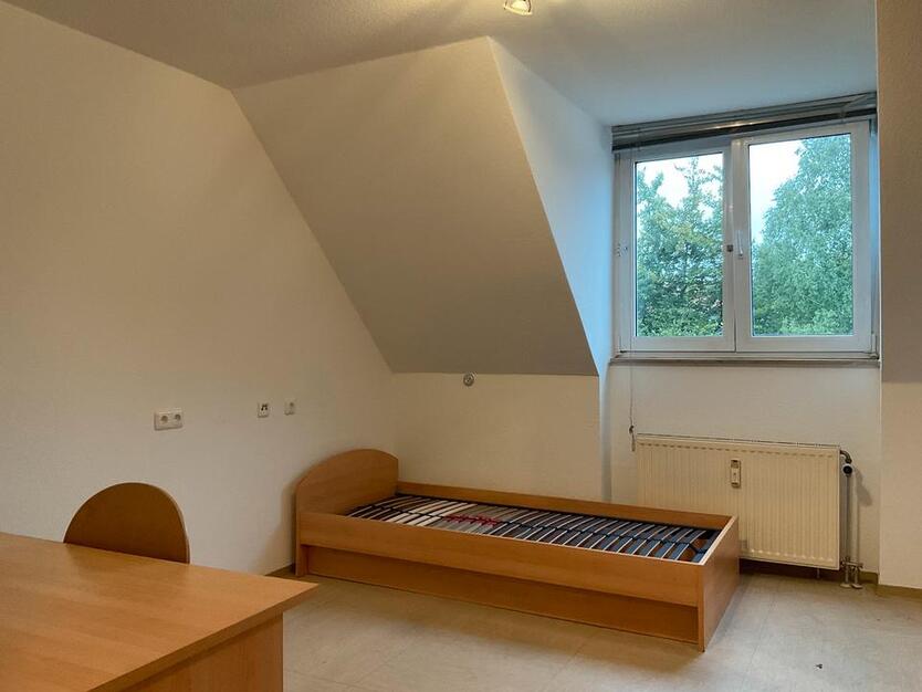 Möbliertes Studentenapartment- Only for Students zimmer