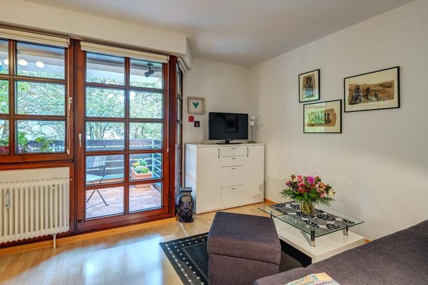 Schöne, vollmöblierte, ruhige 2-Zi.-Wohnung in München-Schwabing