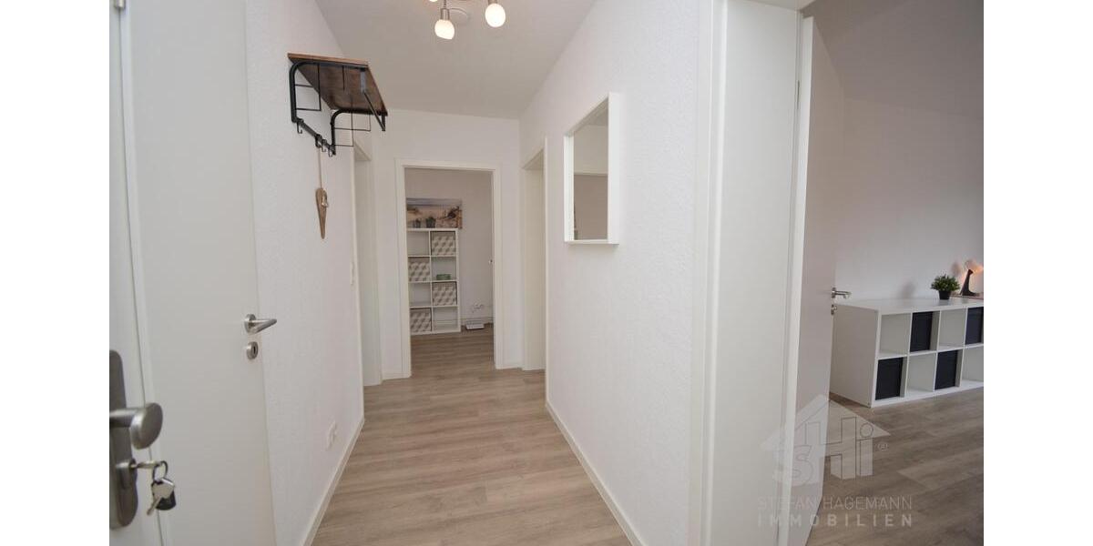 WG Zimmer in Elmshorn in 2 er WG mit W-LAN STUDENTEN BUTZEN ab 01.07.2026 frei 1 zimmer