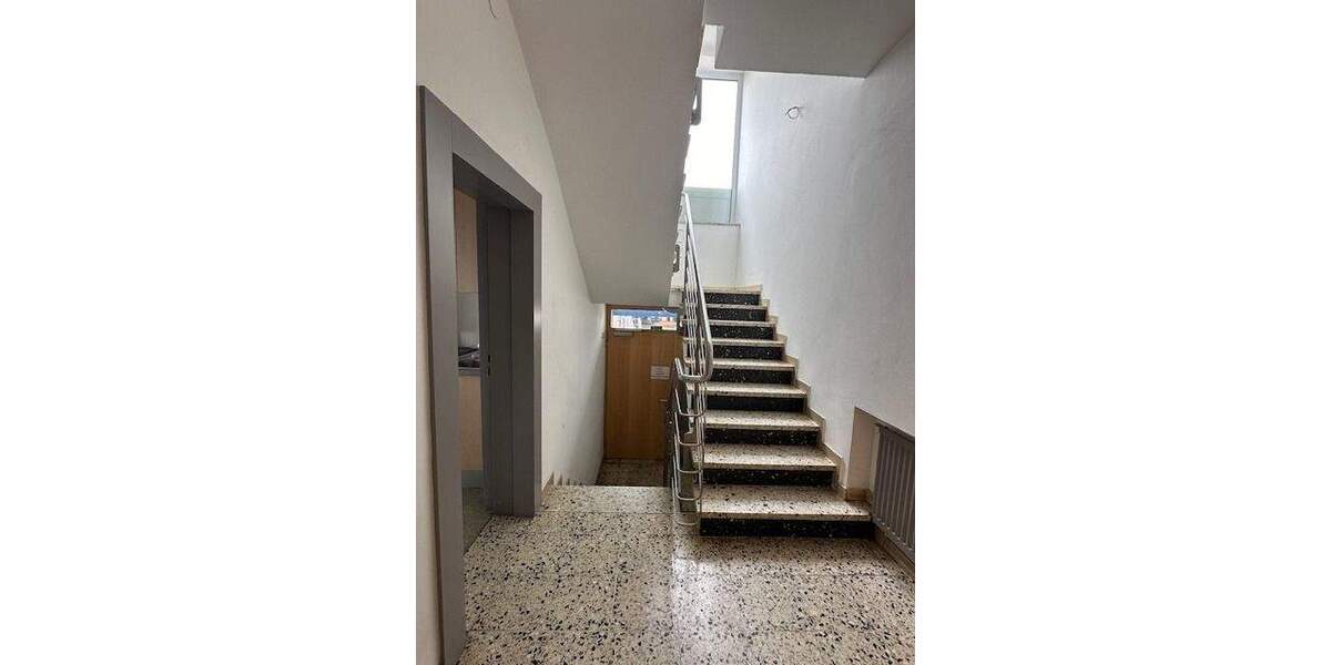 Gewerbeobjekt Weißenhorn - 8 Zimmer, 213 m&sup2;, 1.900&euro; | Angebot:24450598