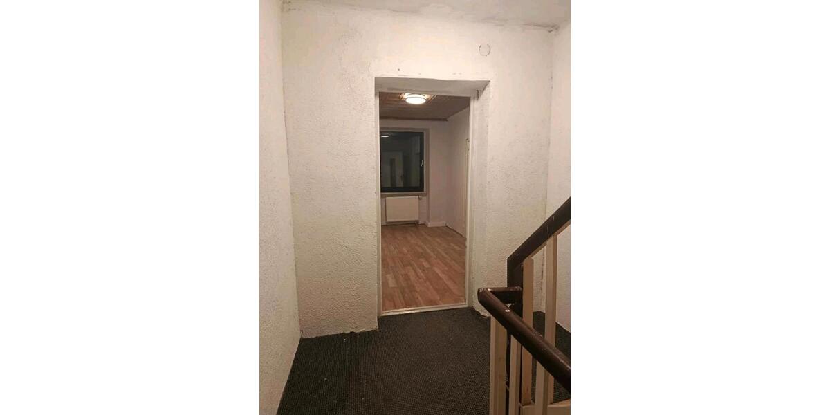Etagenwohnung Mettlach - 3.5 Zimmer, 100 m&sup2;, 710&euro; | Angebot:26072050