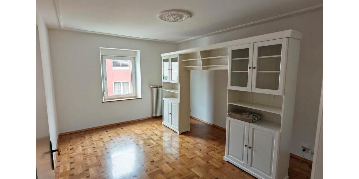 Etagenwohnung Lörrach - 4.5 Zimmer, 105 m&sup2;, 1.350&euro; | Angebot:26565147