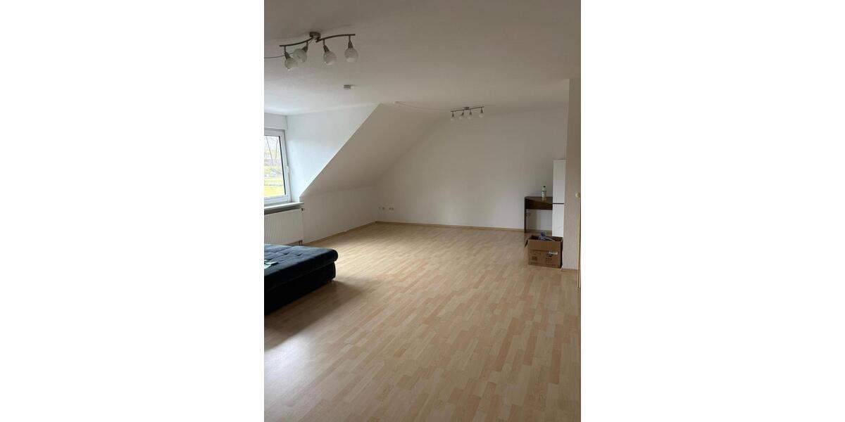 Dachgeschoßwohnung Ottrau - 4 Zimmer, 102 m&sup2;, 660&euro; | Angebot:25376534