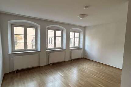 Wohnung Augsburg Innenstadt - 2 Zimmer, 60 m&sup2;, 690&euro; | Angebot:25831620