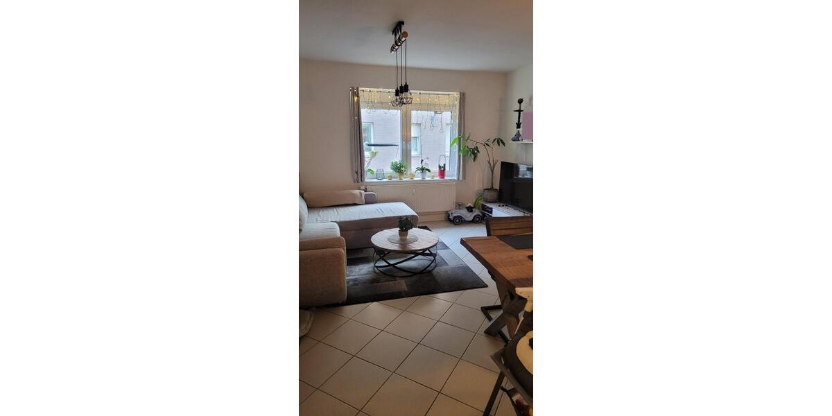 Etagenwohnung Werdau - 3 Zimmer, 72 m&sup2;, 400&euro; | Angebot:24839289