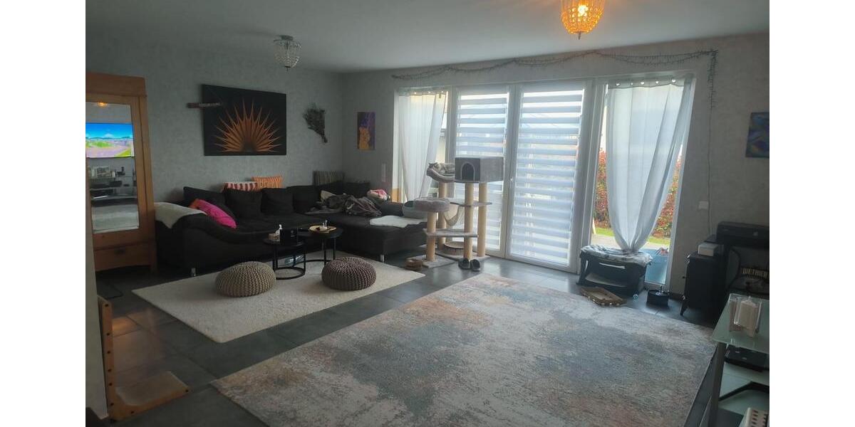 Doppelhaushälfte Euskirchen Dom-Esch - 5 Zimmer, 150 m&sup2;, 1.700&euro; | Angebot:26224845