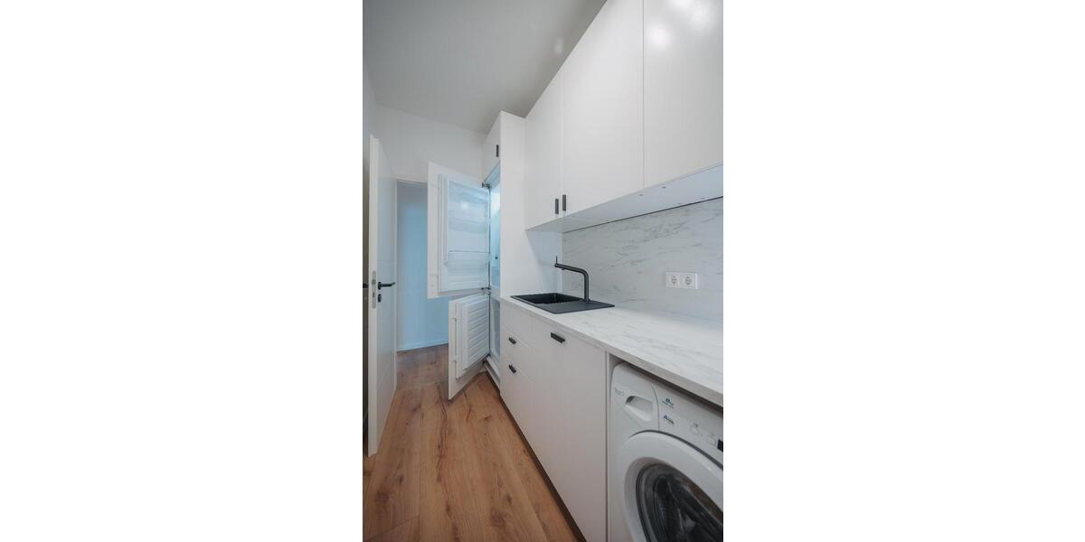 Wohnen auf Zeit Köln Innenstadt - 1 Zimmer, 12 m&sup2;, 770&euro; | Angebot:26040174