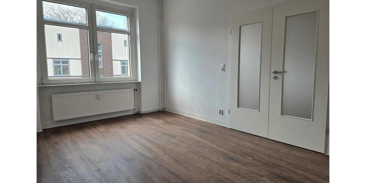 Etagenwohnung Magdeburg Nordwest - 4 Zimmer, 84 m&sup2;, 759&euro; | Angebot:26266521