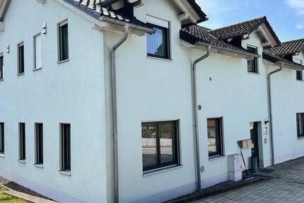 Wohnung Büchlberg - 4 Zimmer, 115 m&sup2;, 990&euro; | Angebot:25948027