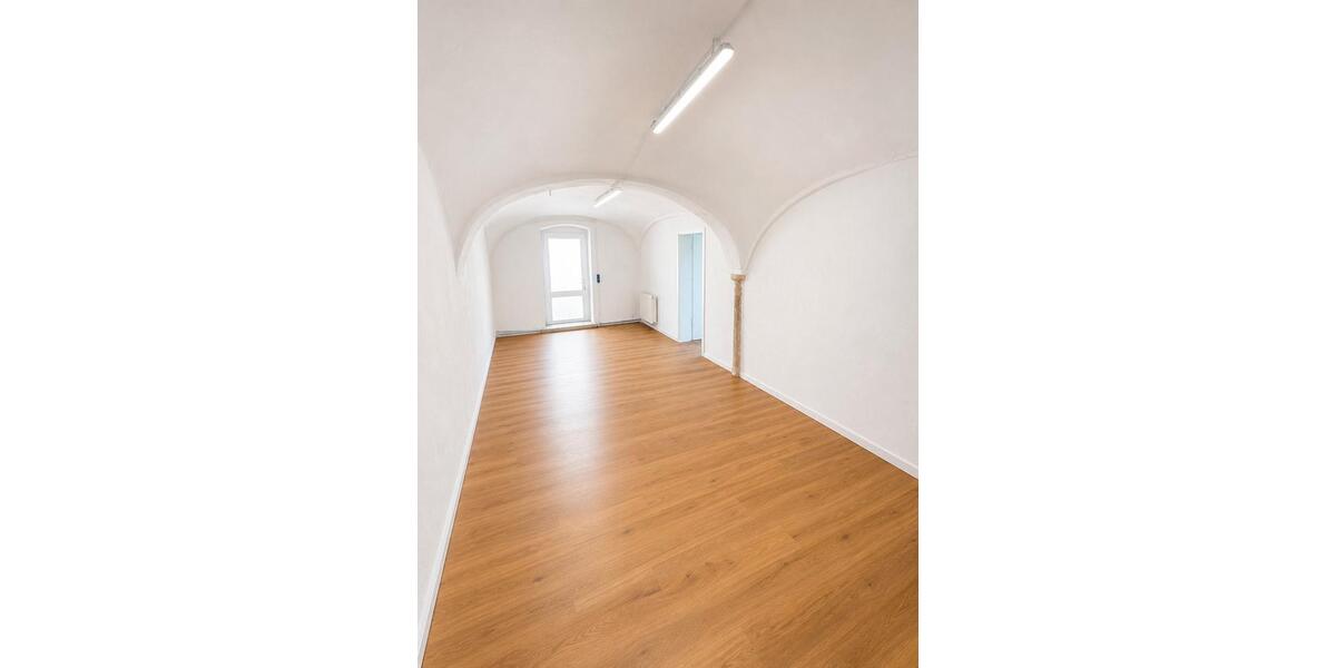 Gewerbeobjekt Essenbach - 1.800&euro; | Angebot:26619187