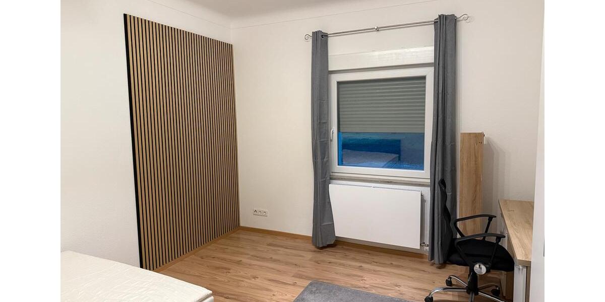 Wohnen auf Zeit Villingen-Schwenningen Schwenningen - 4 Zimmer, 20 m&sup2;, 400&euro; | Angebot:26268200