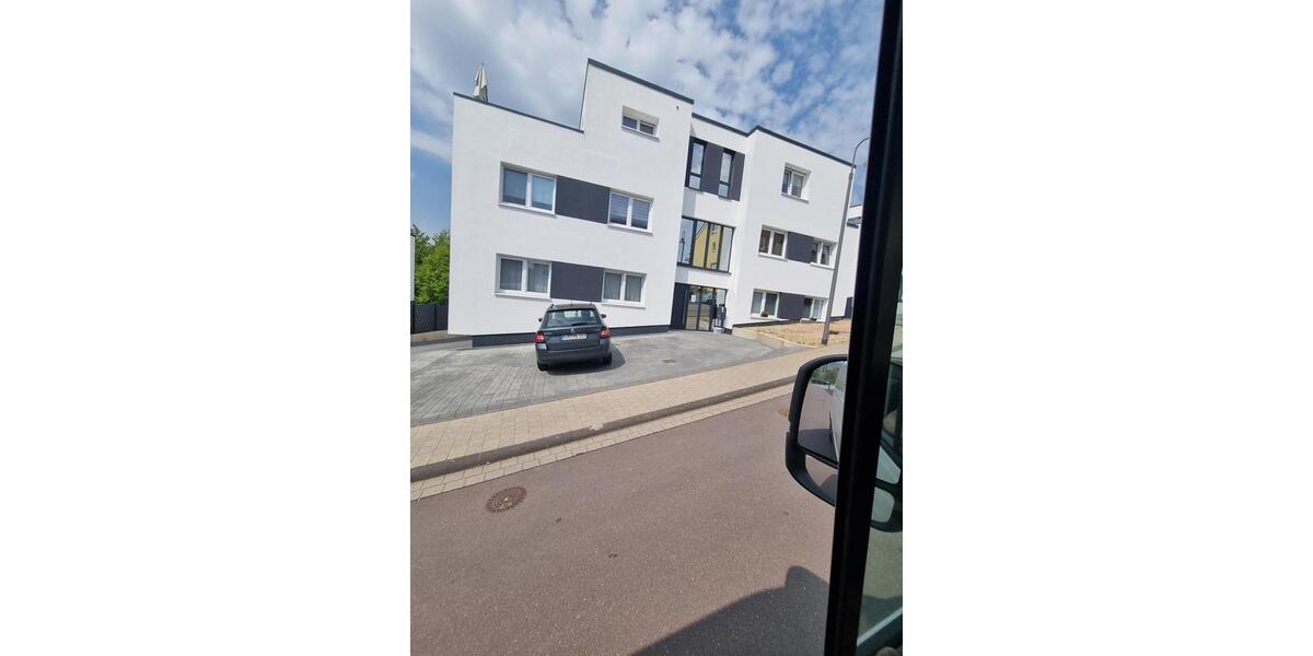 Etagenwohnung Kenn - 3 Zimmer, 95 m&sup2;, 1.200&euro; | Angebot:26462262