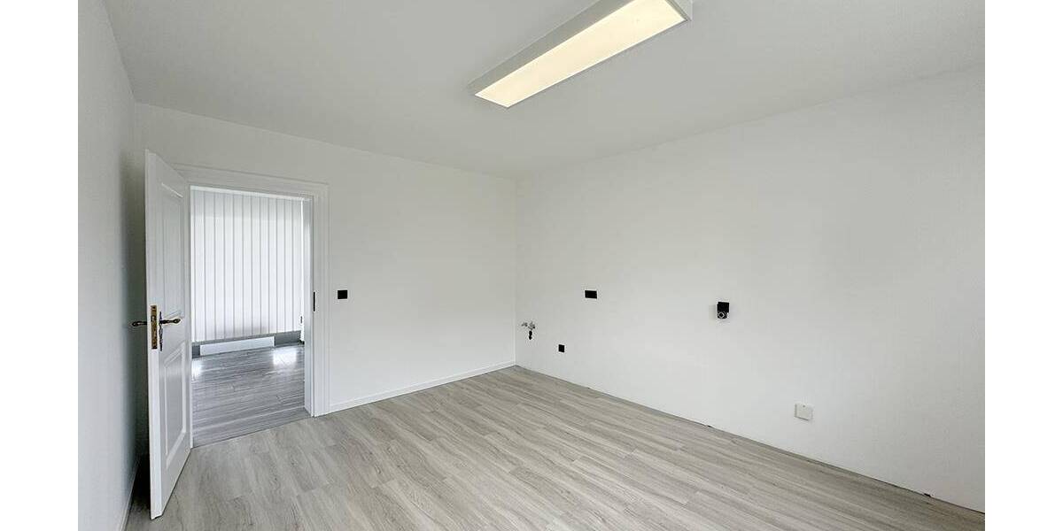 Gewerbeobjekt Mönchengladbach Wickrath - 2.626&euro; | Angebot:21838457