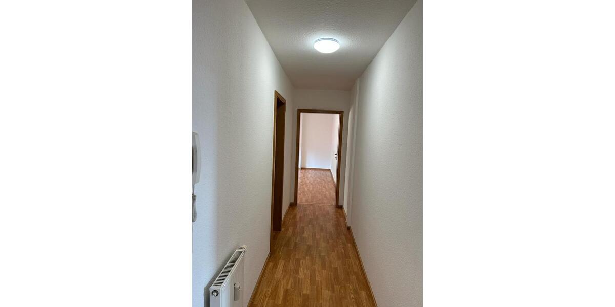 Dachgeschoßwohnung Zella-Mehlis Mehlis - 3 Zimmer, 75 m&sup2;, 475&euro; | Angebot:24804670