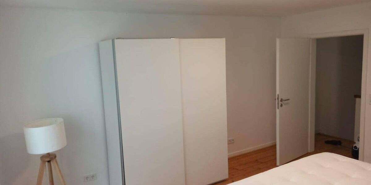 Reihenendhaus Bonn Poppelsdorf - 3 Zimmer, 75 m&sup2;, 1.550&euro; | Angebot:26865299