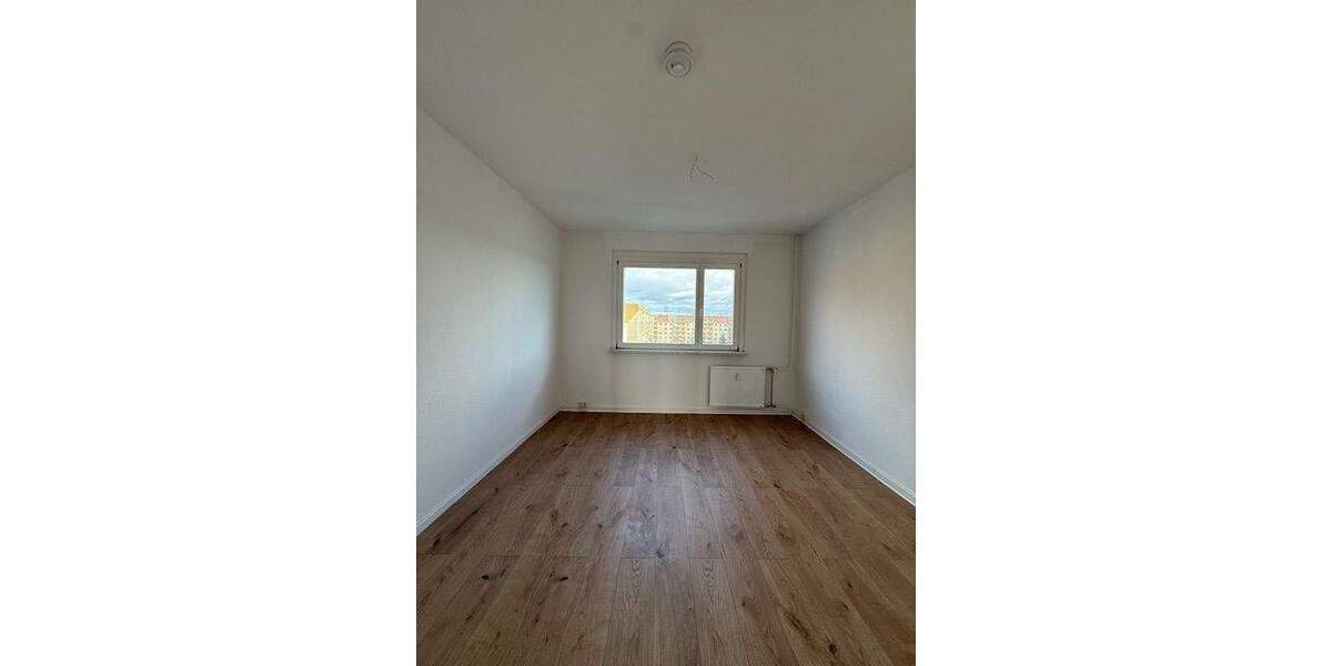 Etagenwohnung Zeithain - 4 Zimmer, 77 m&sup2;, 395&euro; | Angebot:25698924