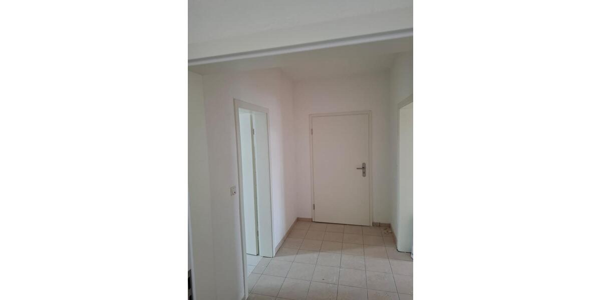 Renovierte, helle 2-Zimmer Wohnung zentral am Schloss 3 zimmer