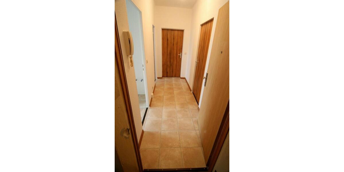 Etagenwohnung Küstriner Vorland - 4 Zimmer, 69 m&sup2;, 399&euro; | Angebot:16335698