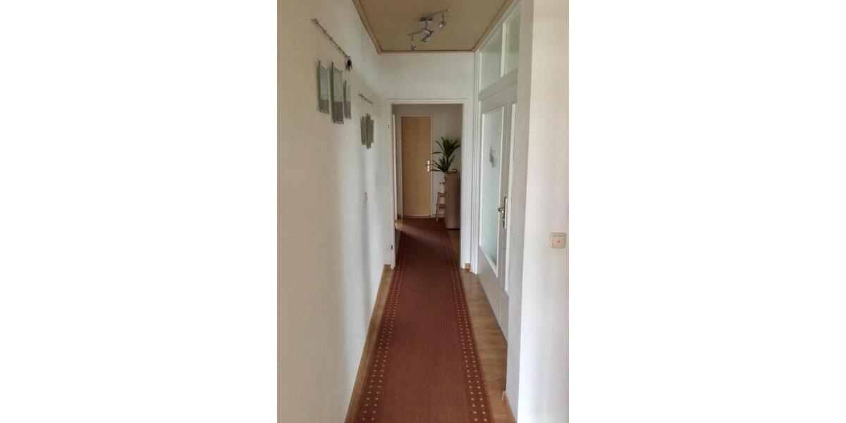 Ab 01.04.~3 Zimmer 110 qm + 30 qm Dachboden~Einbauküche~Balkon 3 zimmer