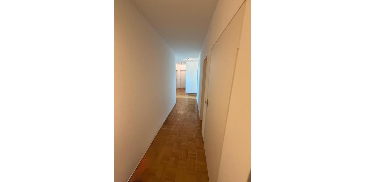 Etagenwohnung Würzburg - 3 Zimmer, 90 m&sup2;, 1.300&euro; | Angebot:26461894