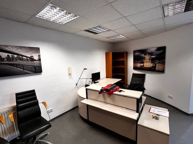 Gewerbeobjekt Radebeul Zitzschewig - 4 Zimmer, 97 m&sup2;, 636&euro; | Angebot:25671761