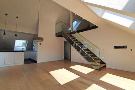 Wohnung Stuttgart Zuffenhausen - 4 Zimmer, 123 m&sup2;, 2.200&euro; | Angebot:27163308