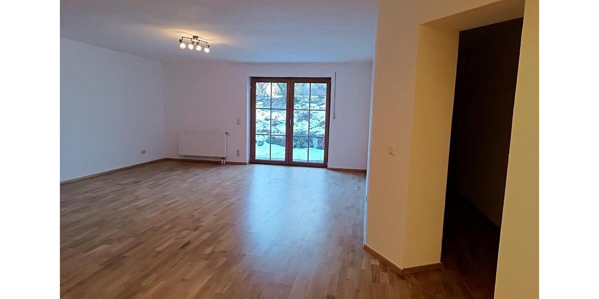 Etagenwohnung Wald - 2 Zimmer, 90 m&sup2;, 520&euro; | Angebot:24627953