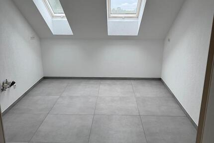 Wohnung Offenburg - 5 Zimmer, 102 m&sup2;, 550&euro; | Angebot:26604035